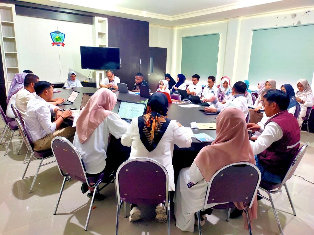 Rapat Koordinasi Pembahasan Sistem Penjaminan Mutu Internal (SPMI), terkait pembentukan Gugus Kendali Mutu Fakultas dan Program Studi (Prodi). 4 April 2026